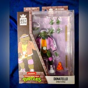 Teenage Mutant Ninja Turtles Nickelodeon Donatello street style 1 in 4 BST AXN